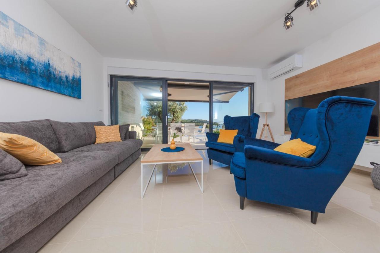 Resort Banjole - Apartman Indigo ภายนอก รูปภาพ