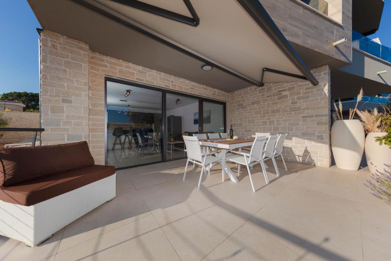 Resort Banjole - Apartman Indigo ภายนอก รูปภาพ